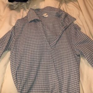 Boutique v-neck blouse